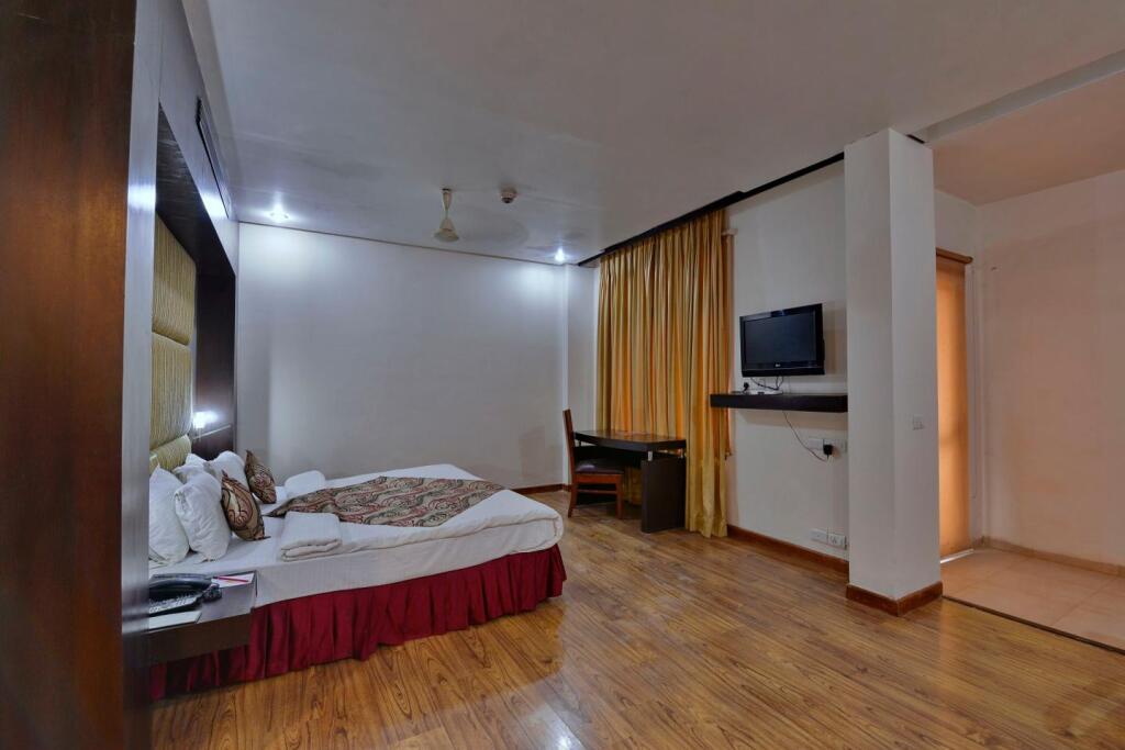 Райпур: Hotel Grand Imperia