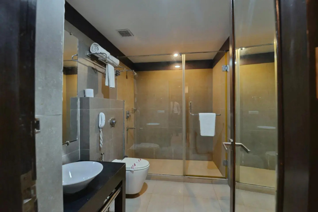 Райпур: Hotel Grand Imperia
