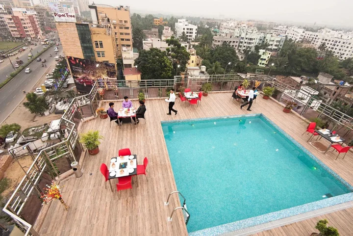 Колката: Regenta Inn Larica