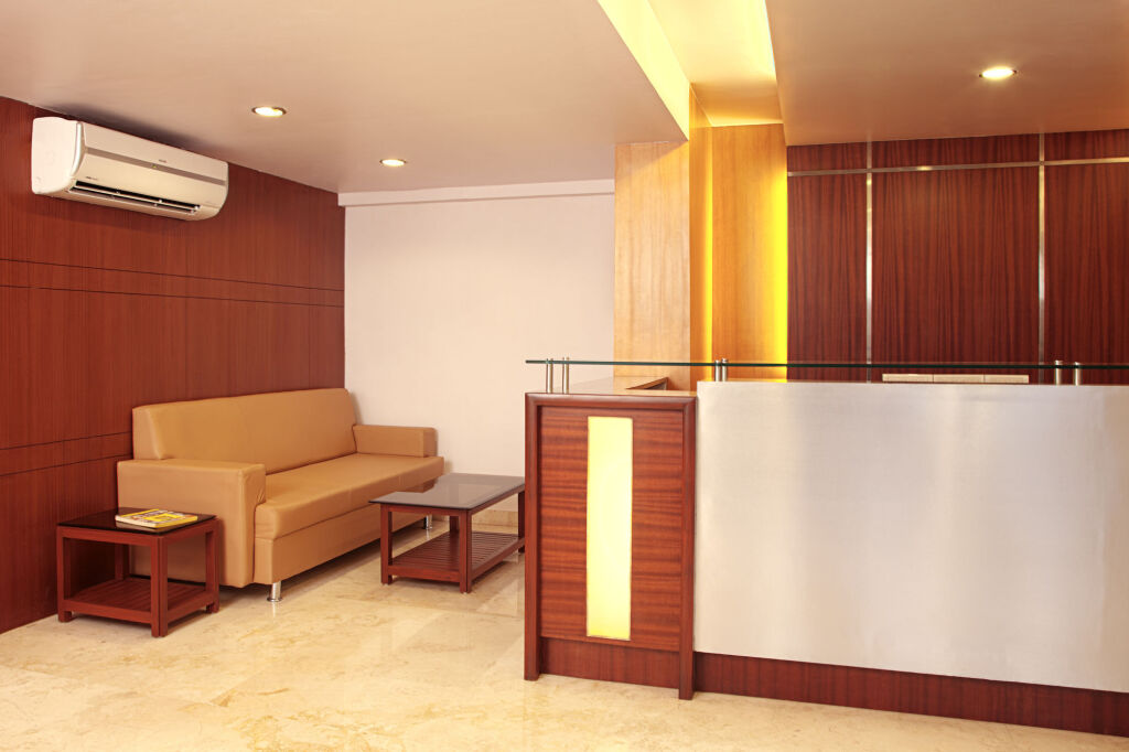 Мумбаи: Hotel Lucky Goregaon