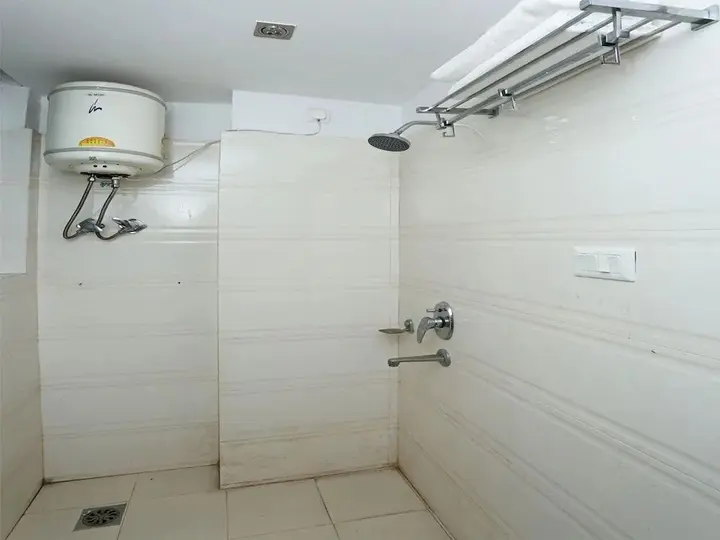 Дехрадун: Hotel kenil star