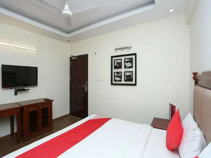 Дехрадун: Hotel kenil star