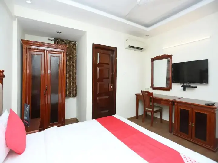 Дехрадун: Hotel kenil star