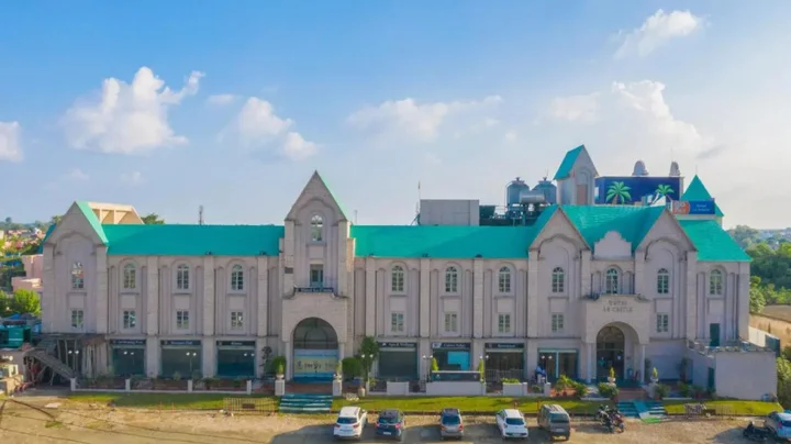 Пантнагар: Hotel Le Castle