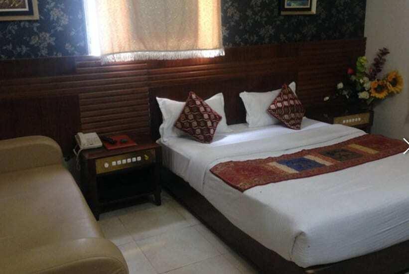 Ширди: Hotel Sai Sangeeta