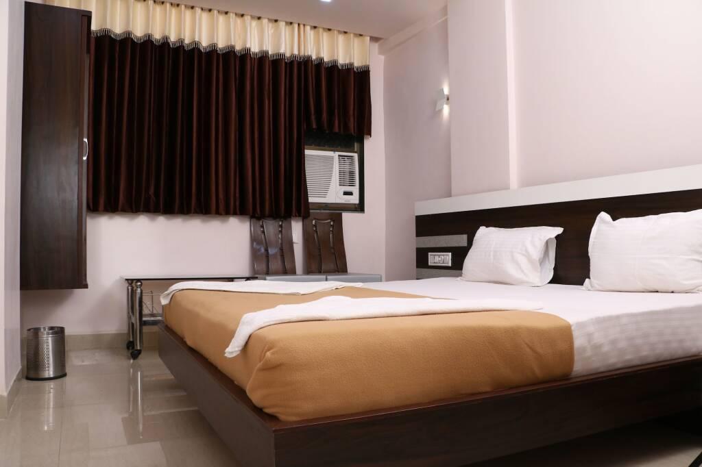 Тхане: Hotel Regency Vasai