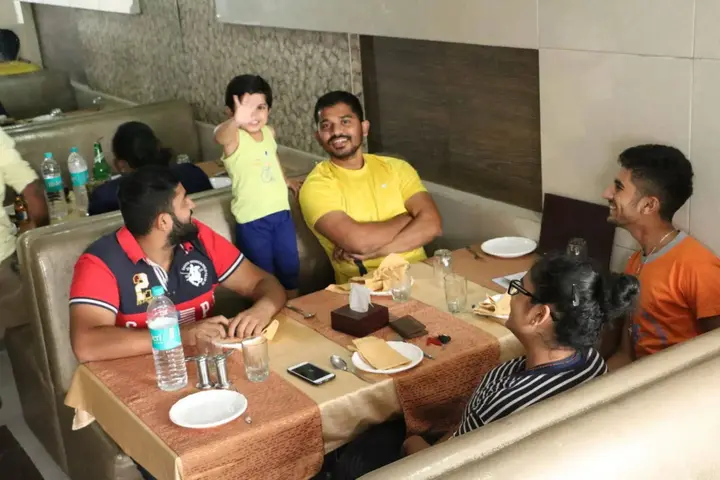 Тхане: Hotel Regency Vasai