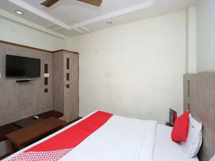 Бхопал: Hotel Sapphire