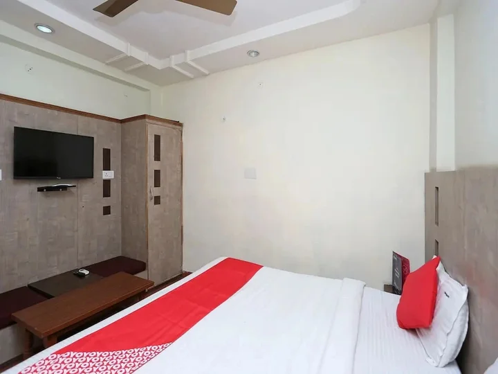 Бхопал: Hotel Sapphire