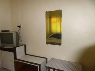 Солапур: Geeta Lodge
