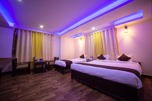 Пеллинг: Hotel Hungree