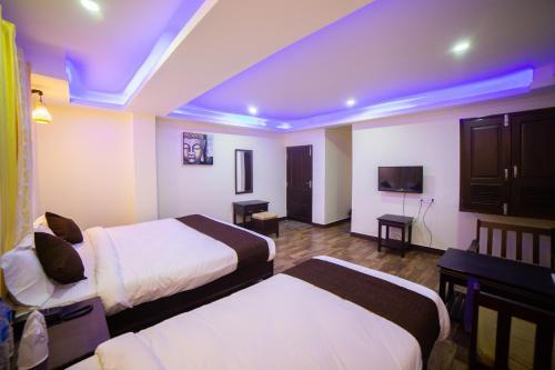 Пеллинг: Hotel Hungree