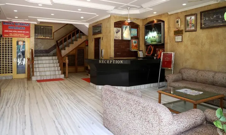 Катра: Treebo Bali Palace Vaishno Devi
