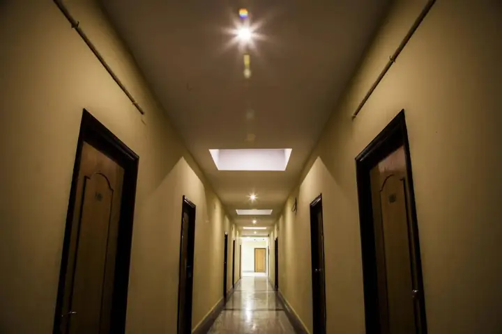 Hotel Empire Gandhidham — фото 6