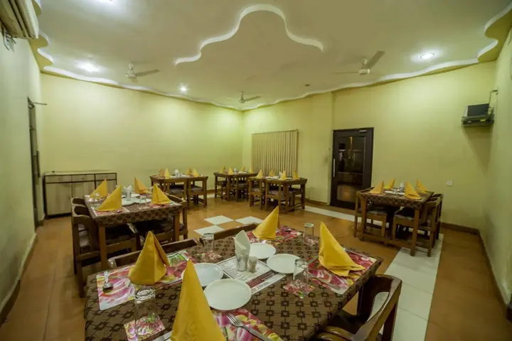Гандидхам: Hotel Empire Gandhidham
