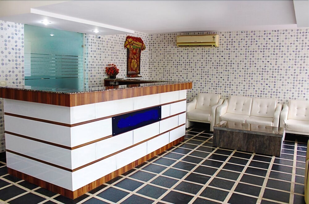 Нью-Дели: Fabhotel Lorenz Jasola