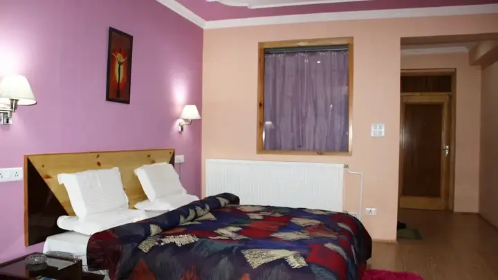 Лех: Royal Holiday Hotel