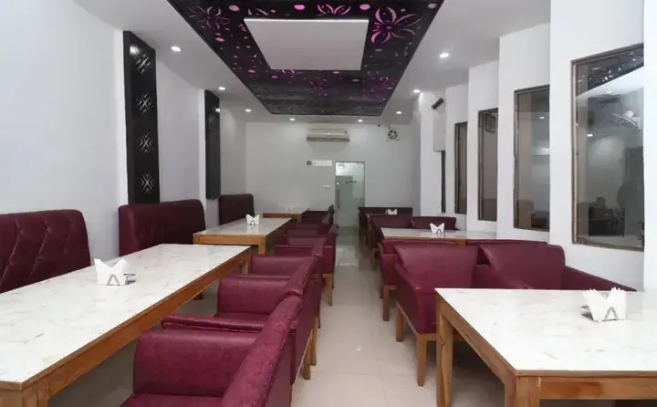 Дехрадун: Capital O 9905 Hotel Doon Star