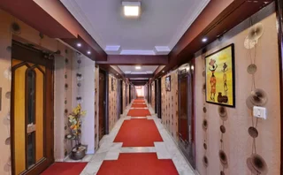 Индаур: OYO 3883 Hotel Grande Royale