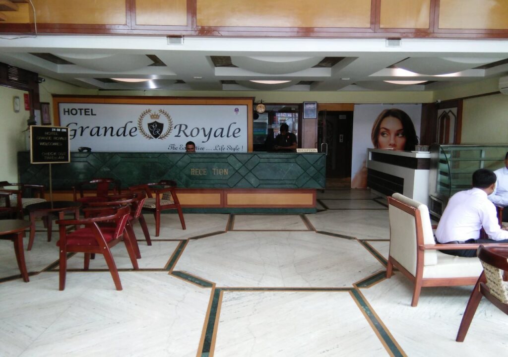 Индаур: OYO 3883 Hotel Grande Royale