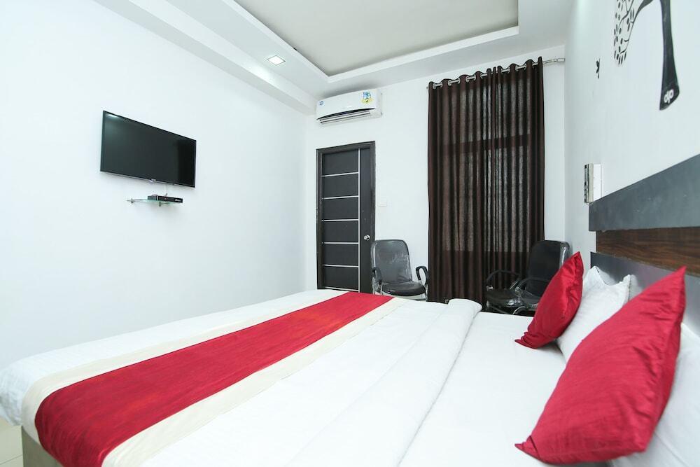 Бедагхат: OYO 3603 White Pearl Hotel