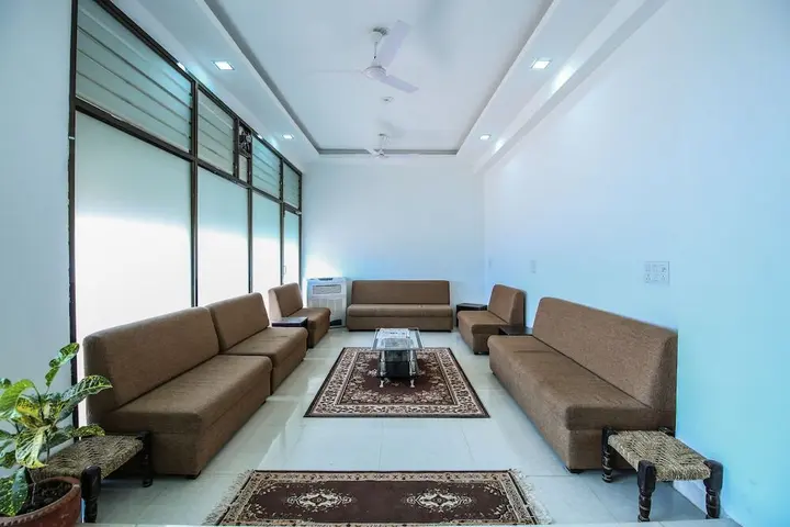 Бедагхат: OYO 3603 White Pearl Hotel