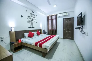 Бедагхат: OYO 3603 White Pearl Hotel
