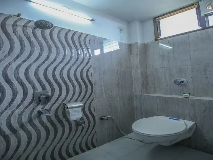 Бедагхат: OYO 3603 White Pearl Hotel