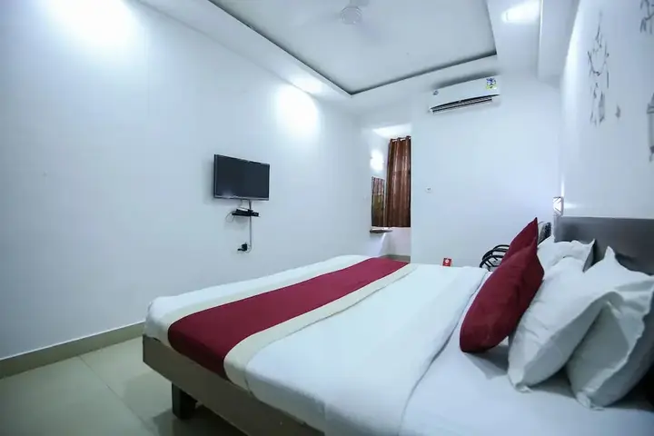 Бедагхат: OYO 3603 White Pearl Hotel