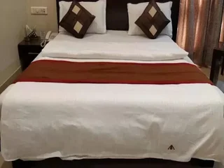 Индаур: Hotel Apna Avenue
