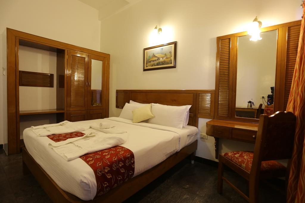 Андипатти: Hotel Theni International