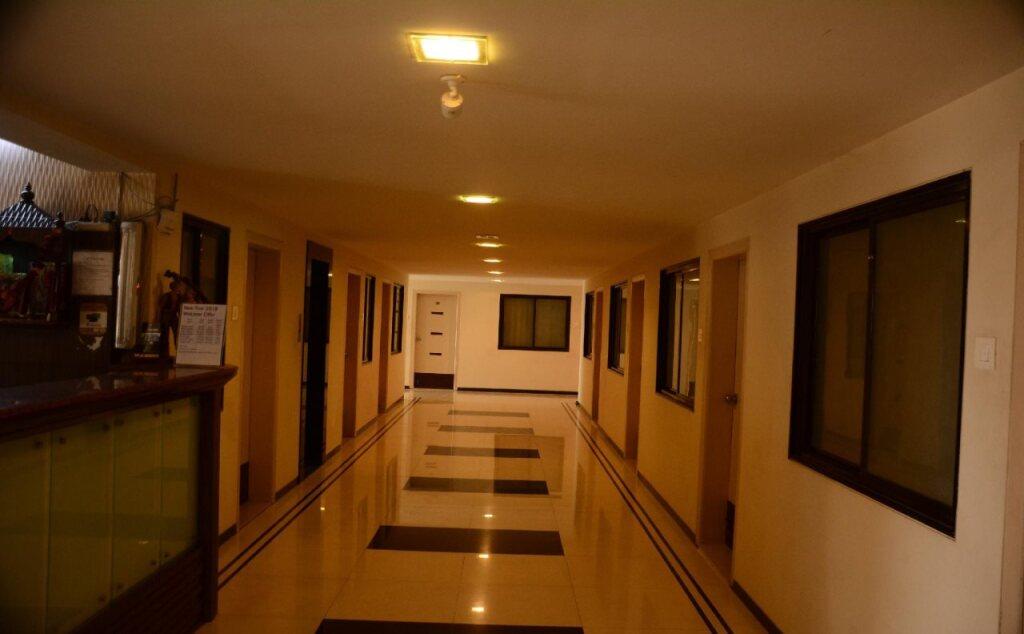 Мундра: Hotel Galaxy Residency