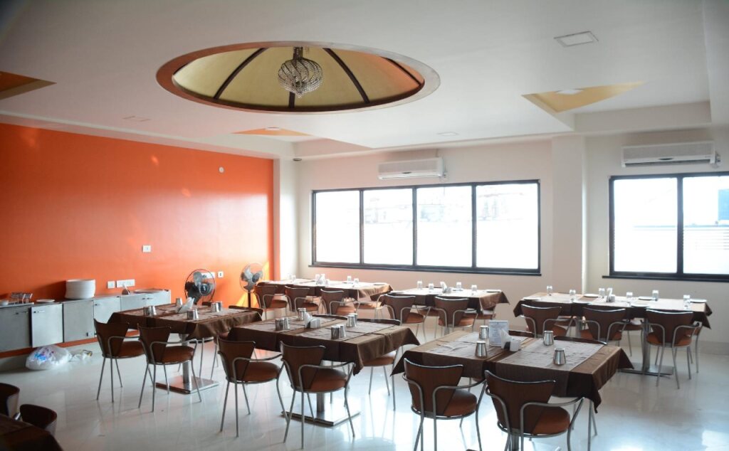 Мундра: Hotel Galaxy Residency