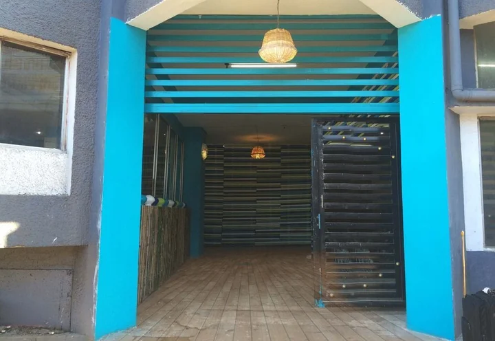 Ути: Vedanta Wake up - Town Center