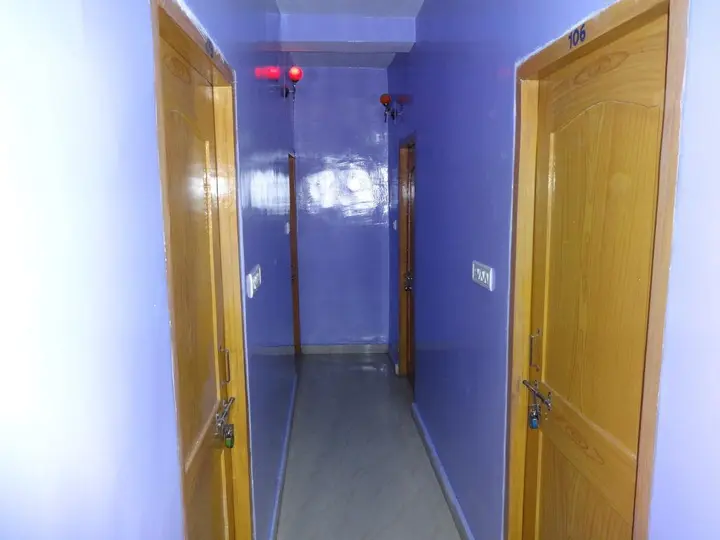 Бодх-Гая: New Hotel Shiva