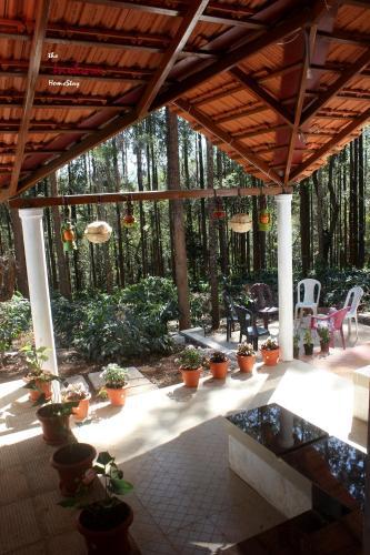 Аразинагуп: The Inchara Hill View HomeStay