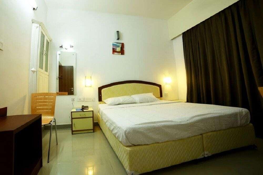 Эрамаллур: Hotel Captain Fisher