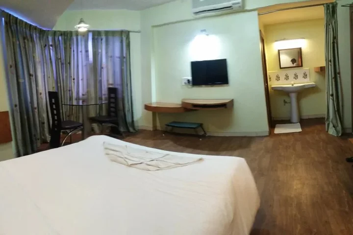 Сатара: Hotel Radhika Palace