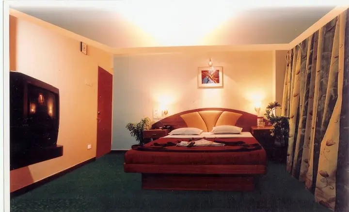 Сатара: Hotel Radhika Palace