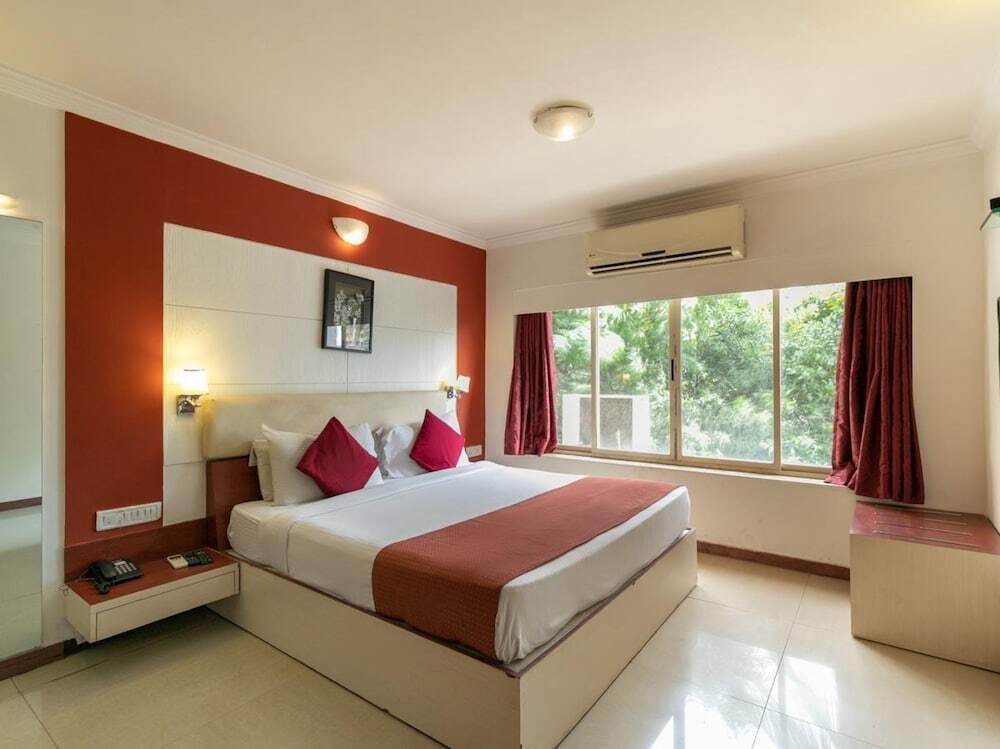 Силвасса: Hotel Presidency Daman