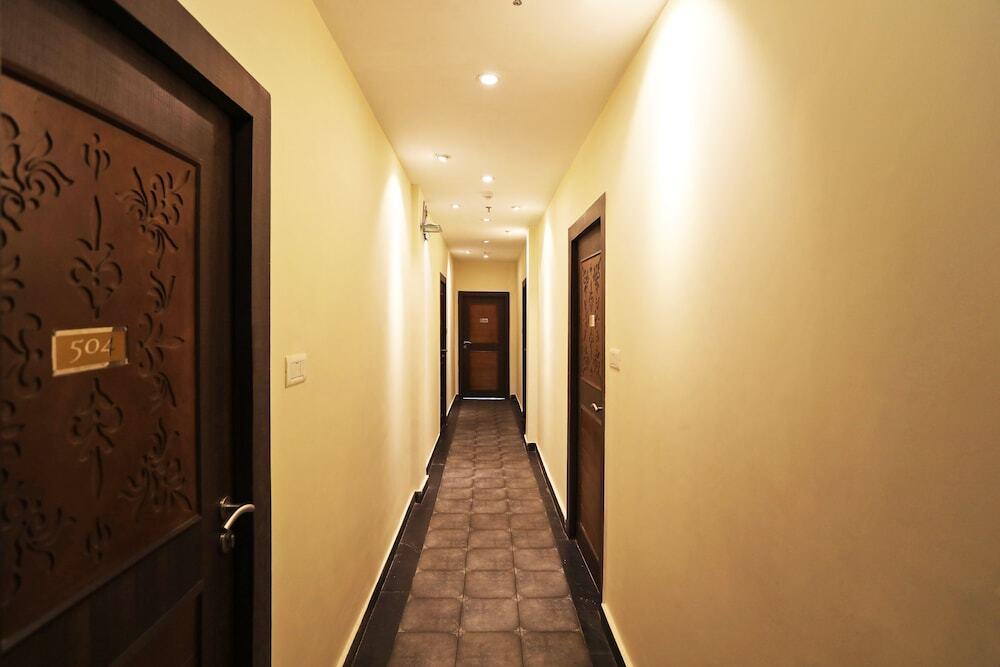 Колката: Capital O 9125 Casa Broadway