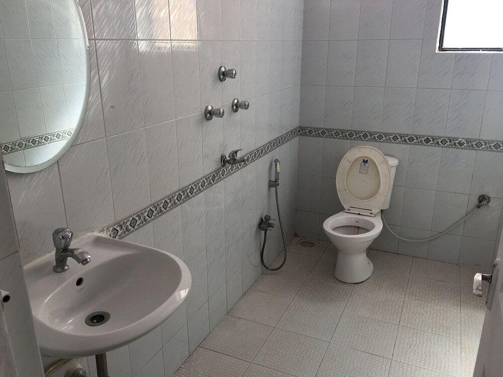 Калангут: OYO 7001 StayOut Parth Inn