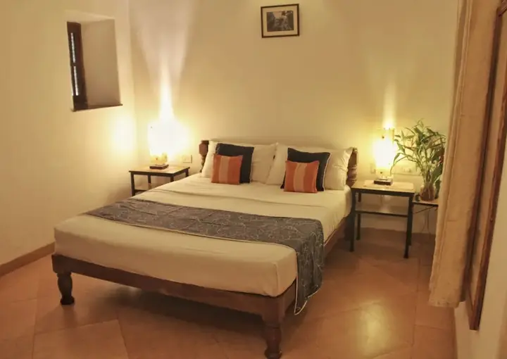Анджуна: Granpas Inn - Hotel Bougainvillea