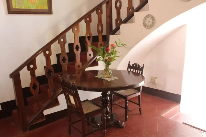 Анджуна: Granpas Inn - Hotel Bougainvillea
