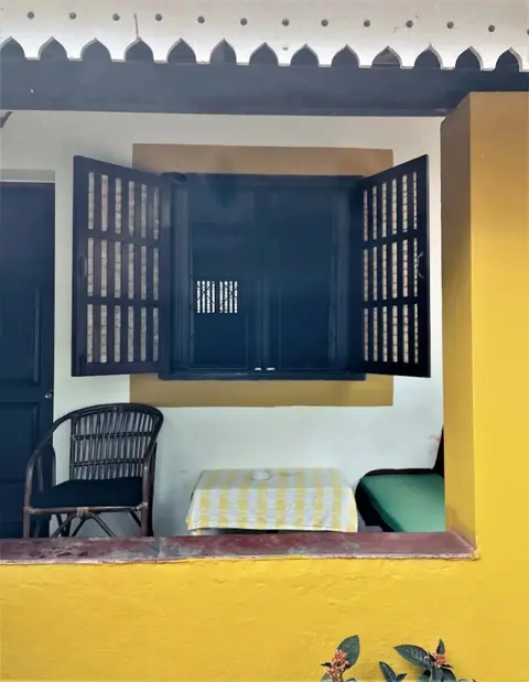 Анджуна: Granpas Inn - Hotel Bougainvillea