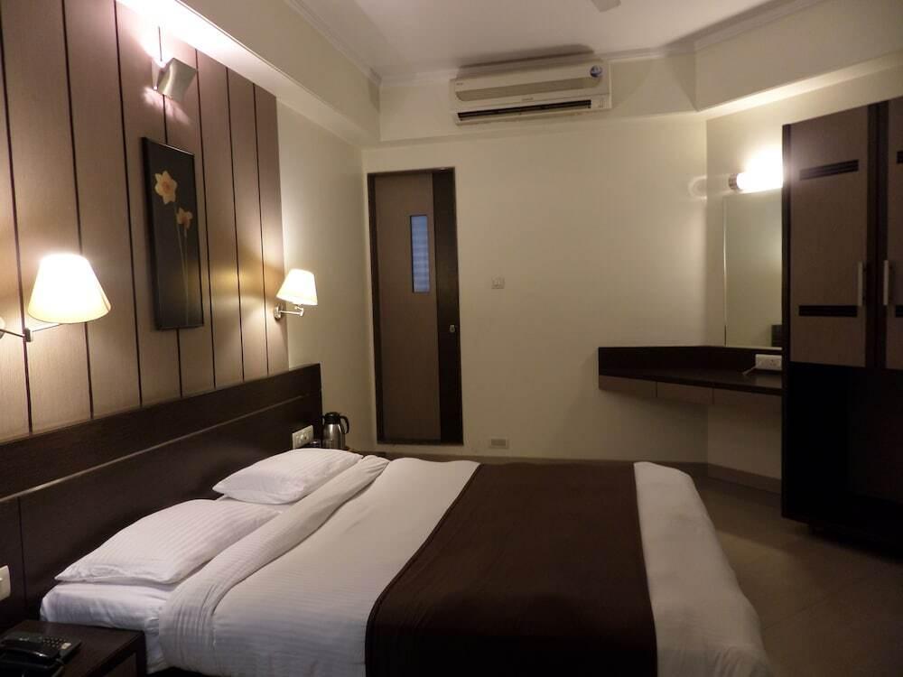 Пуна: Hotel Aura