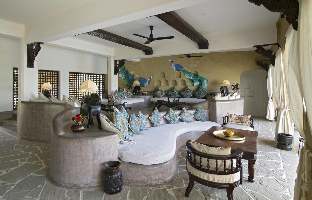 Рохет: Mihir Garh