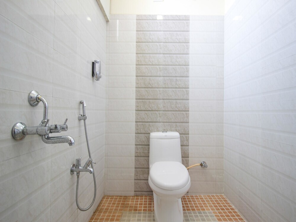 Шамшабад: OYO 3787 9 Star Hotel