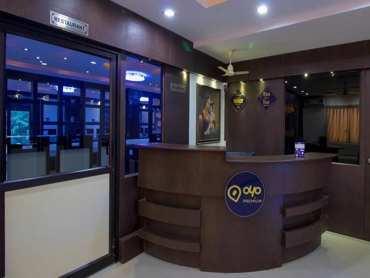 Шамшабад: OYO 3787 9 Star Hotel