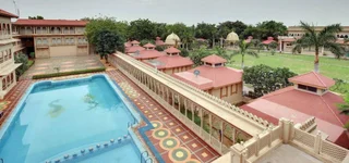 Гандидхам: Holiday Village Resort & Spa